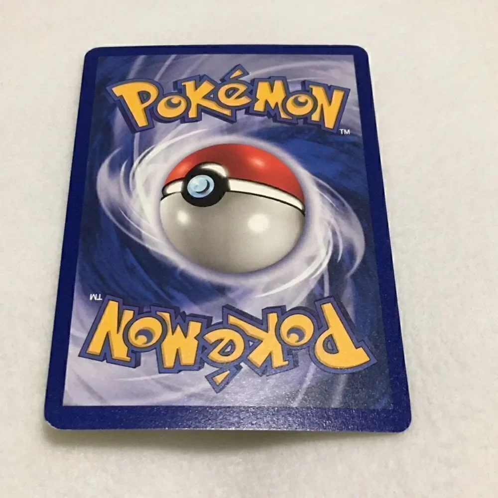 Beedrill 17/102 Base Set NonHolo Rare Vintage 1999 Pokemon Card NM